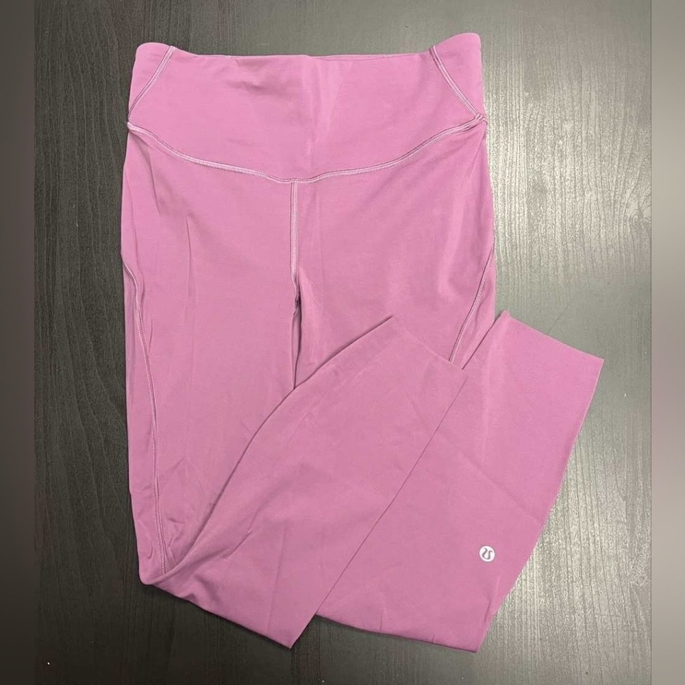 Lululemon Base Pace High-Rise Tight 25" - Sz 8 - Picture 3 of 4